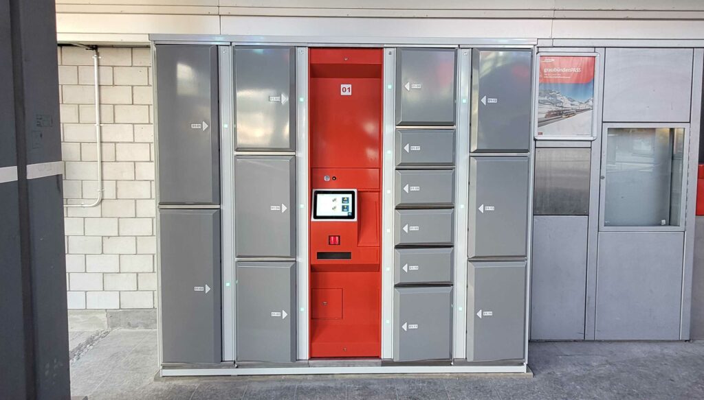 New lockers at RhB Thusis station