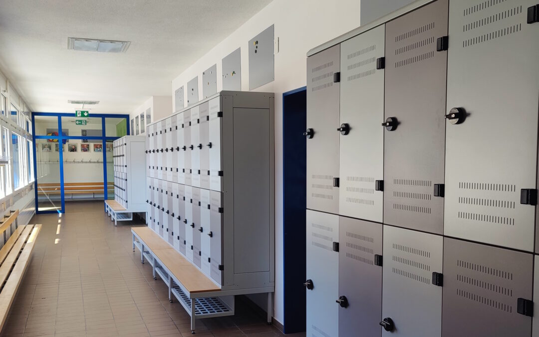 Armoires vestiaires sur mesure à l'école secondaire de Bichelsee-Balterswil